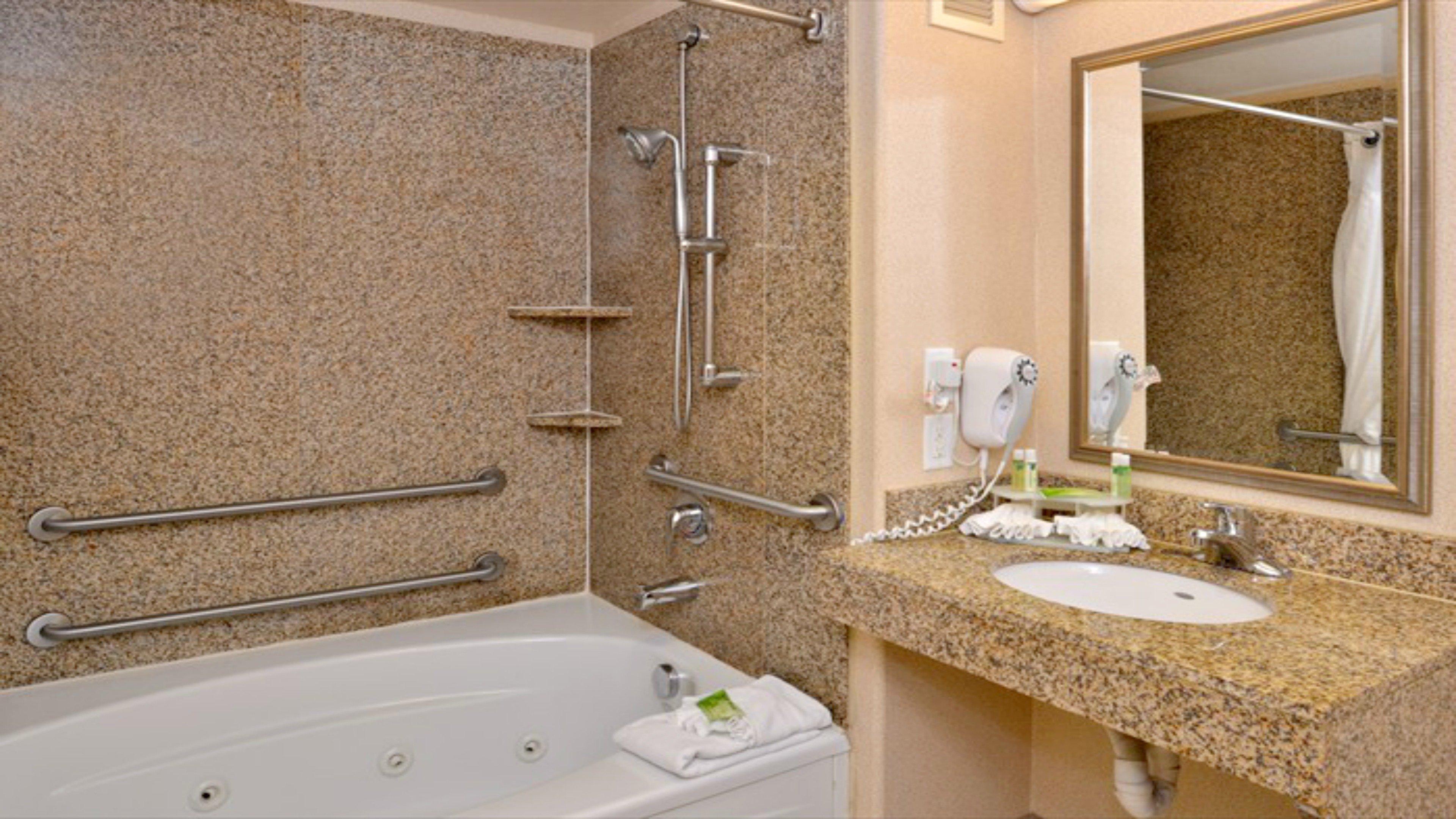 Holiday Inn Express Hotel & Suites Lincoln-Roseville Area, An Ihg Hotel Экстерьер фото