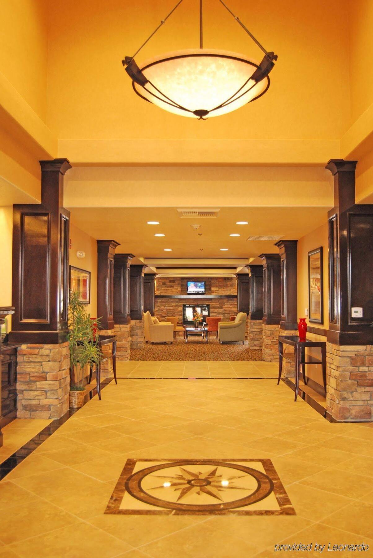 Holiday Inn Express Hotel & Suites Lincoln-Roseville Area, An Ihg Hotel Экстерьер фото